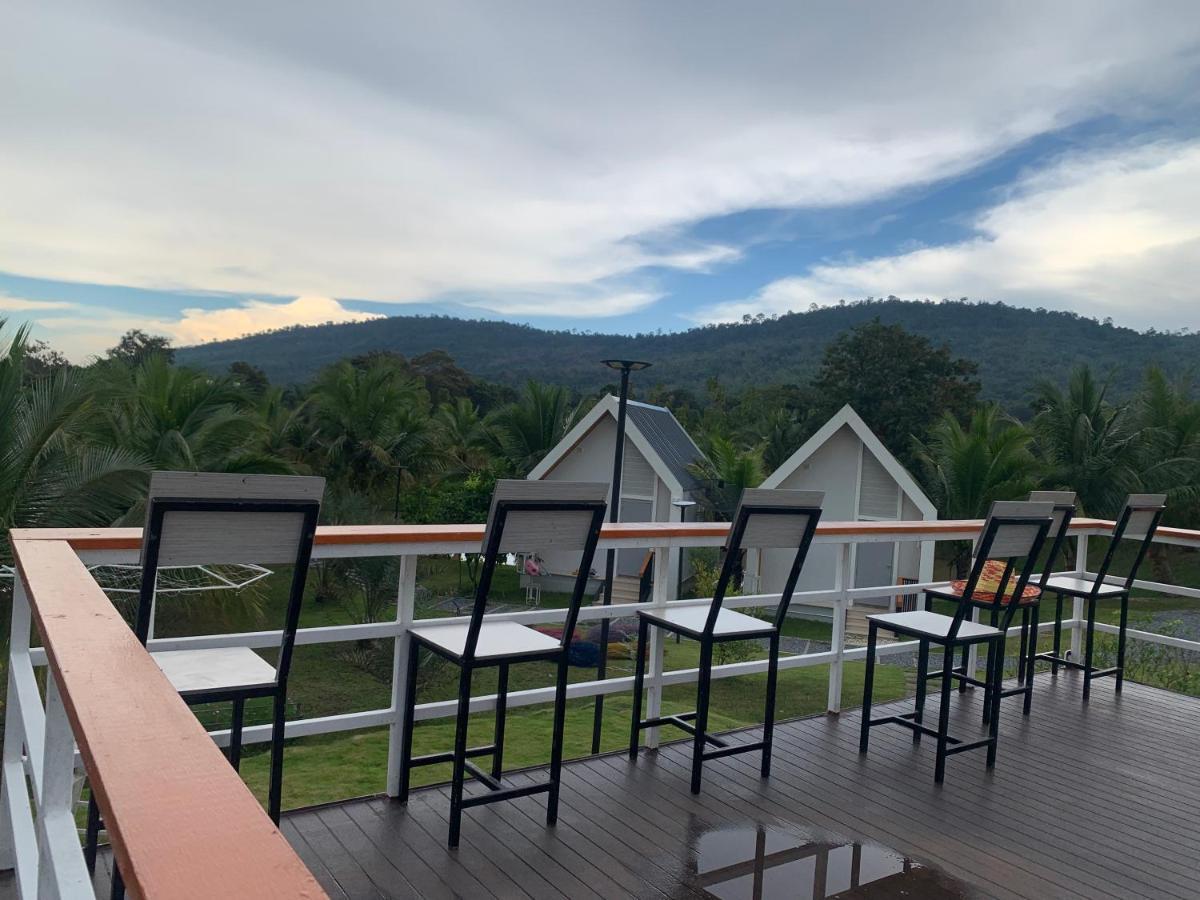 Baan Suan Madam บ้านสวนมาดามวังน้ำเขียว Exterior foto