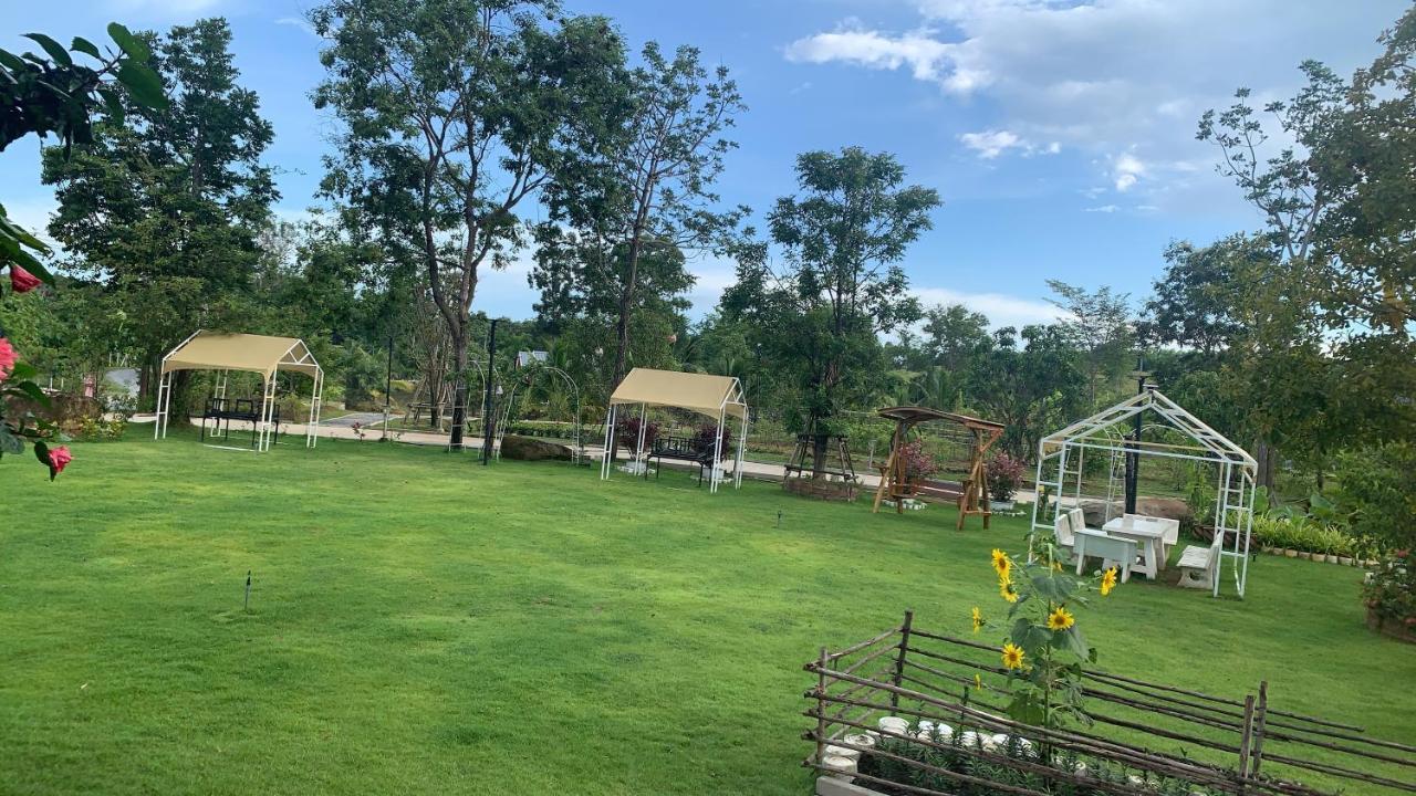 Baan Suan Madam บ้านสวนมาดามวังน้ำเขียว Exterior foto